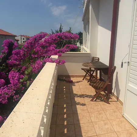 Matusan Πανσιόν 3*